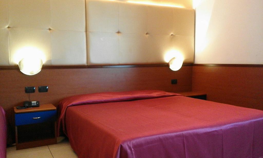 Ahr Hotel Villa Alighieri سترا المظهر الخارجي الصورة