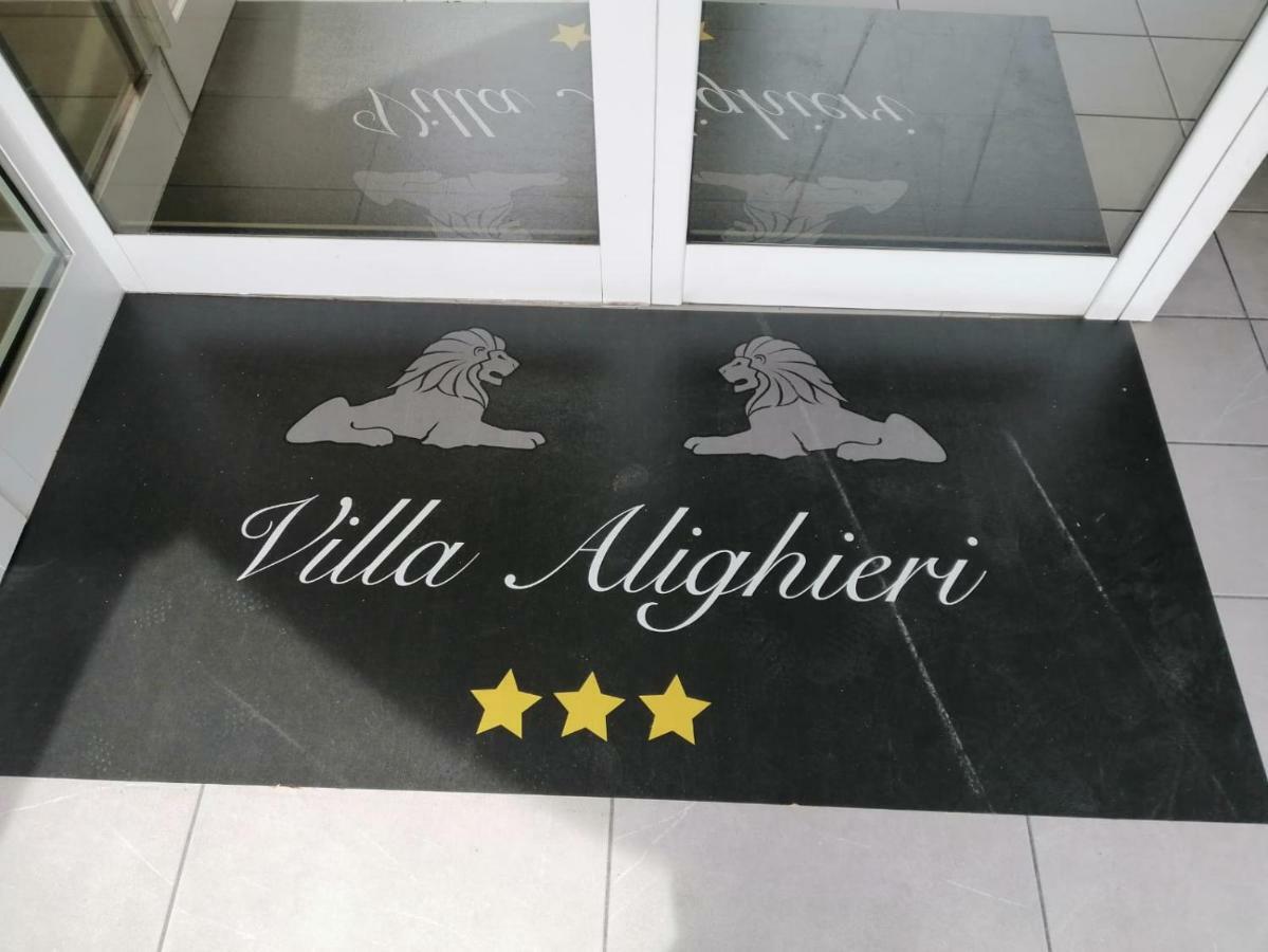 Ahr Hotel Villa Alighieri سترا المظهر الخارجي الصورة